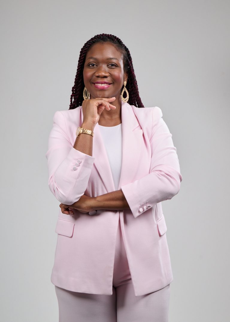 shooting corporate sourire de femme #photographeguadeloupe